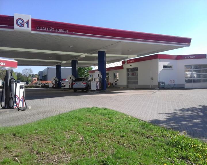 Q1 Tankstelle